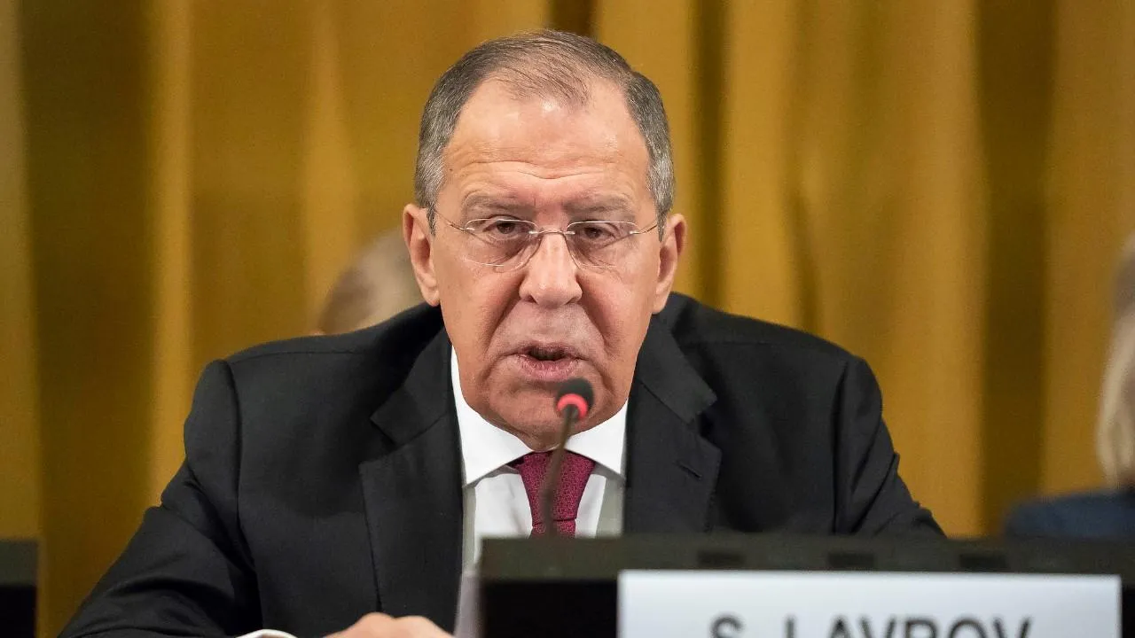 Лавров заявил, что Россия будет соблюдать договоренности, достигнутые на переговорах в Стамбуле